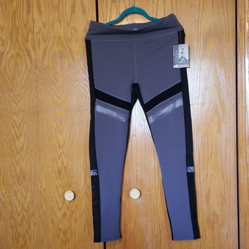 Performance leggings